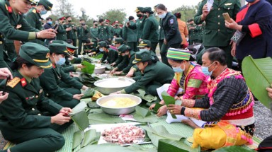  Hội BVTN&MT Việt Nam chung tay hỗ trợ người nghèo ăn Tết trong thời kỳ COVID