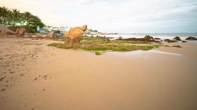  Báo cáo nhanh vụ "xóa sổ" bãi đá 7 màu ở Bình Thuận