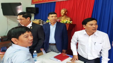  Nhà máy thép gây ô nhiễm, dân từ chối đối thoại với lãnh đạo Đà Nẵng