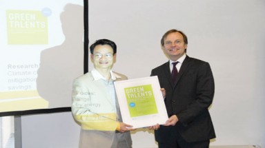  Nhà khoa học trẻ VN được trao giải "Green Talents"