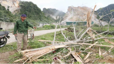 Nghệ An: Doanh nghiệp nổ mìn phá đá gây nguy hiểm cho người dân