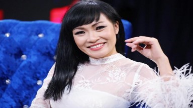  Ca sĩ Phương Thanh bị chỉ trích khi kêu gọi không ăn thịt heo