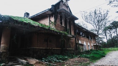   Tu viện bỏ hoang đẹp như ở châu Âu giữa lòng Đà Lạt 