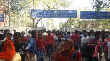   Rò rỉ khí độc ở New Delhi, hơn 200 học sinh nhập viện