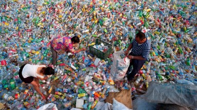  Quyết định cấm nhập khẩu rác nhựa của Trung Quốc khiến toàn cầu xáo động