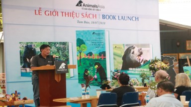 Tổ chức Động vật Châu Á ra mắt hai cuốn sách đặc biệt  bảo vệ loài gấu Việt Nam