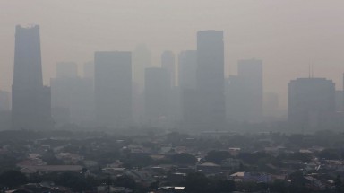  Bị kiện, Jakarta làm mưa nhân tạo để giảm ô nhiễm