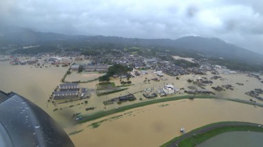  5 triệu dân Nhật phải sơ tán vì mưa như trút nước