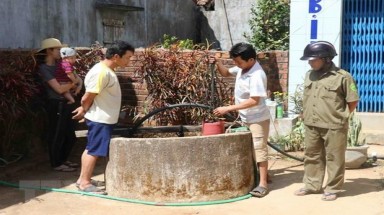 Phú Yên:Khô hạn kéo dài, hơn 10.000 hộ dân thiếu nước sinh hoạt