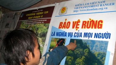   Đẩy mạnh tuyên truyền về bảo vệ rừng trong trường học 