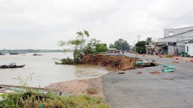 An Giang: Công bố tình huống khẩn cấp sạt lở bờ Sông Hậu, đoạn qua địa bàn xã Châu Phong, thị xã Tân Châu