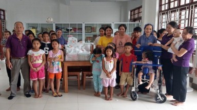  “Trăng cười” - món quà Trung Thu đặc biệt cho các em khó khăn ở Quảng Trị
