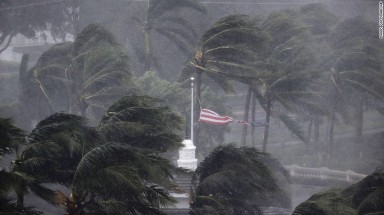  Bão Irma trút cơn thịnh nộ xuống Florida