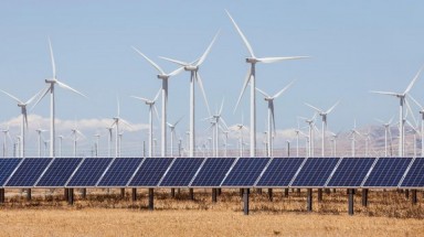  Biến đổi khí hậu: Phát hiện thêm lợi ích từ các trang trại gió và năng lượng Mặt Trời 