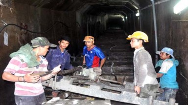  Quảng Nam: Gấp rút ”vá” đập thủy điện Sông Tranh 2