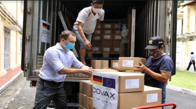  Đức hỗ trợ Việt Nam 852.480 liều vắc-xin qua cơ chế COVAX
