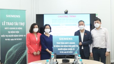  Siemens Caring Hands trao tặng thiết bị y tế cho bệnh viện ở Việt Nam nhằm hỗ trợ chống dịch COVID-19