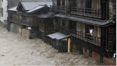  Siêu bão Hagibis đổ bộ Nhật Bản