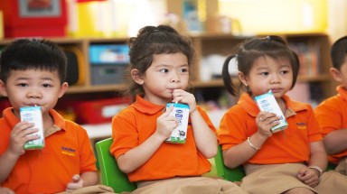 Công bố triển khai chương trình Sữa học đường trên địa bàn TP. Hồ Chí Minh
