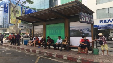  Triển lãm ảnh về ô nhiễm không khí tại trạm xe buýt Hàm Nghi TP.HCM