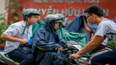 Toàn bộ học sinh Sài Gòn nghỉ học để tránh bão Tembin