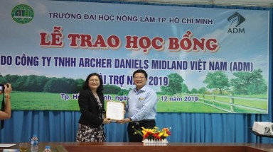  Tập đoàn ADM trao 10.000 USD học bổng cho sinh viên Trường Đại học Nông Lâm TP.HCM