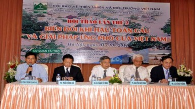  30 NĂM VACNE: Tiếp cận vấn đề biến đổi khí hậu bằng loạt Hội thảo "Biến đổi khí hậu toàn cầu và giải pháp ứng phó của Việt Nam"