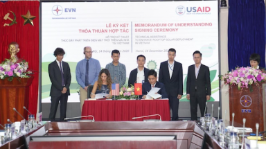  Hoa Kỳ công bố Hỗ trợ Thúc đẩy Triển khai Năng lượng Sạch tại Việt Nam