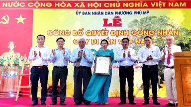  Cây Đa phường Phú Mỹ, thành phố Thủ Dầu Một được công nhận Cây Di sản Việt Nam