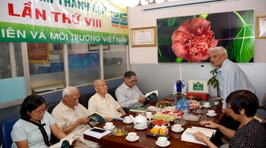  Hội BVTN&MT Việt Nam công bố phát hành cuốn sách “Doanh nghiệp với Thương hiệu xanh cho phát triển bền vững”