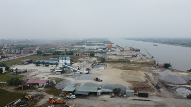  Nam Định: Không gia hạn cấp phép trạm trộn bê tông ngoài đê hữu sông Ninh Cơ